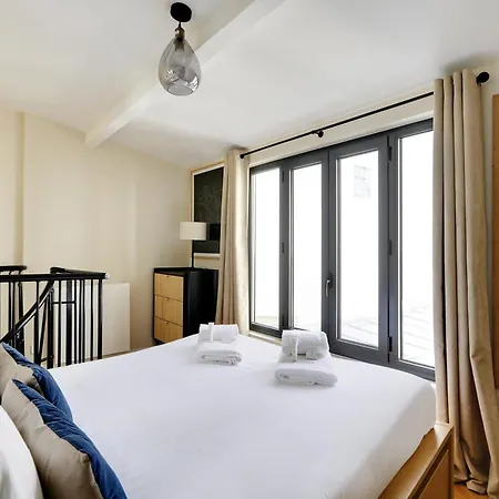 Apartment Pick A Flat's In Monrmartre - Rue Lepic Paris