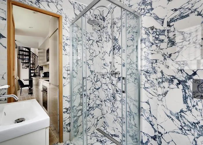 Pick A Flat's In Monrmartre - Rue Lepic شقة